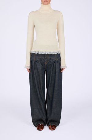 MERINO TURTLENECK LACE DETAILS EGRET