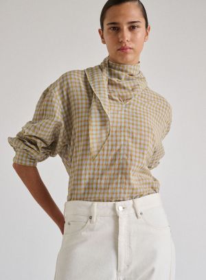 CHE1818MEREDITH OCRE